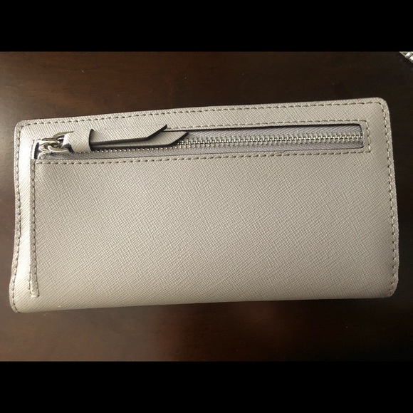 Kate Spade Gray Wallet